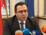 Шефът на регулатора Пламен Младеновски заплаши ЕРП-ата, че ако бъдат установени нарушения, ще бъдат глобени със санкция до 1 млн. лева