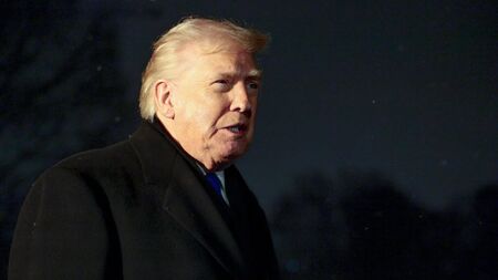 Тръмп заплаши с 25% мита търговските партньори на Иран