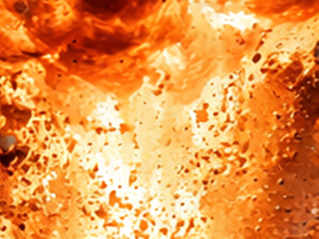 8 работници загинаха при експлозия във фабрика