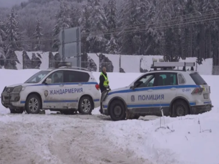 Уведомени са и служителите на МВР в София като се