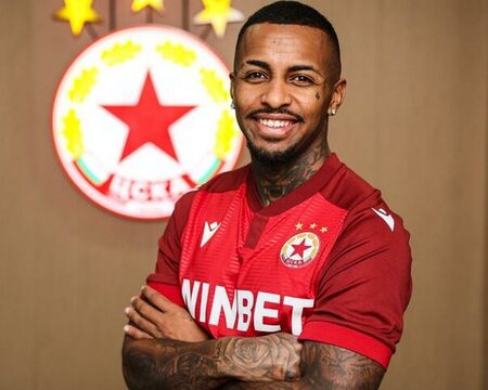 ЦСКА с позиция за поведението на Давид Пастор