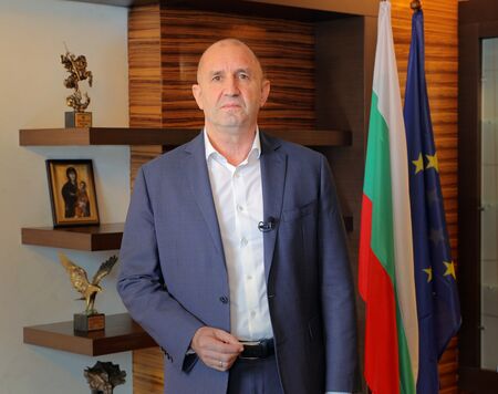 Румен Радев: "Петрохан" е зловещият символ на разградената държава