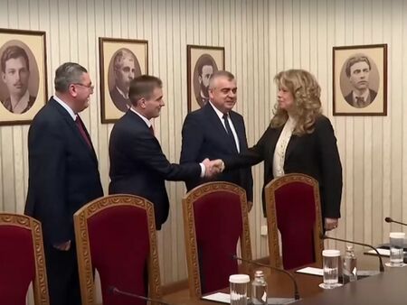 АПС поискаха от Йотова да наложи вето върху Изборния кодекс