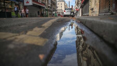 Съпругата на Пламен Бобоков блесна в галерията на Ники Младжов (СНИМКИ)