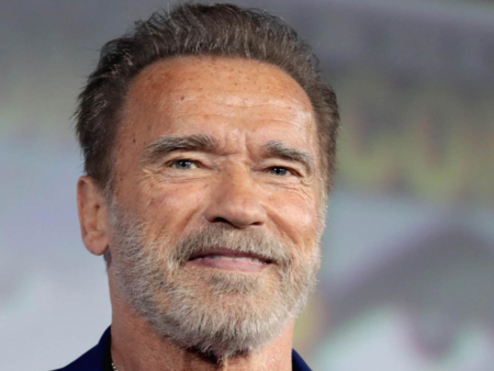 Арнолд Шварценегер защити Линдзи Вон