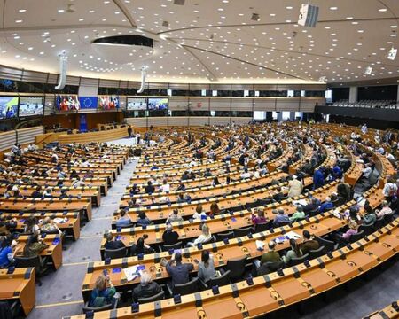 Европейският парламент договори условия по търговския пакт със САЩ