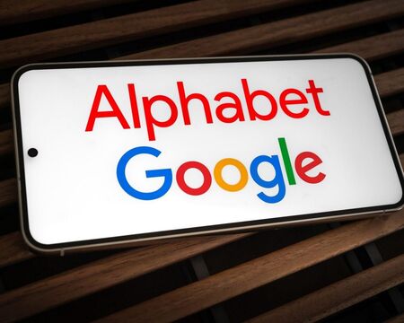 Собственикът на Google издаде стогодишна облигация за финансиране на инвестиции в изкуствен интелект