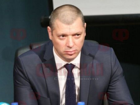 Антон Славчев подава оставка от КОНПИ