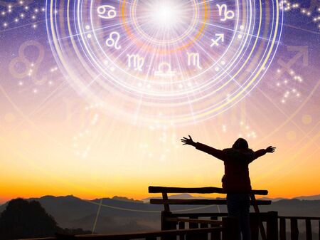 На 12 февруари числото 12 носи мощна защита: Близнаци, Рак, Везни и Козирог под специален духовен щит