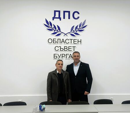 И последният лоялен на Доган в Руен вече е част от ДПС Ново начало