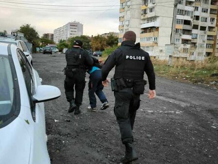 Разбиха нарколаборатория в "Меден рудник" - открит е килограм амфетамин