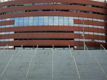 Къде сбъркахме в българския клубен спорт и защо съседи ни доминират