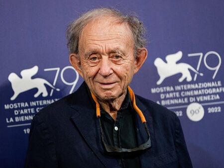 Съпругата на Пламен Бобоков блесна в галерията на Ники Младжов (СНИМКИ)