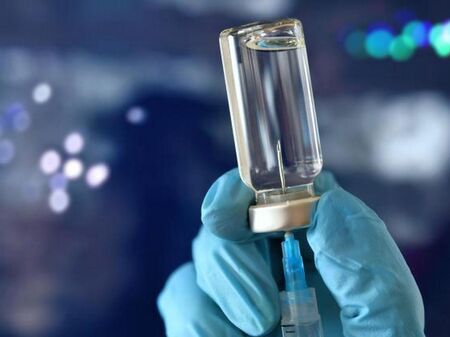 Учени създадоха „универсална ваксина“ за Covid, грип и настинки