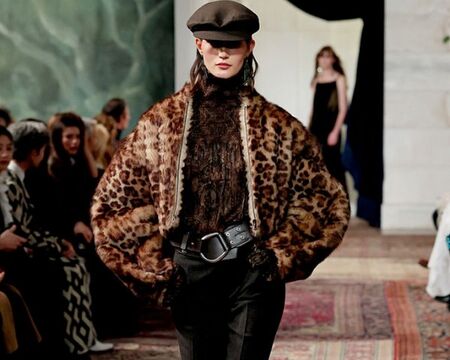 Модерната елегантност на минимализма ни завладява през есен-зимната 2026-2027