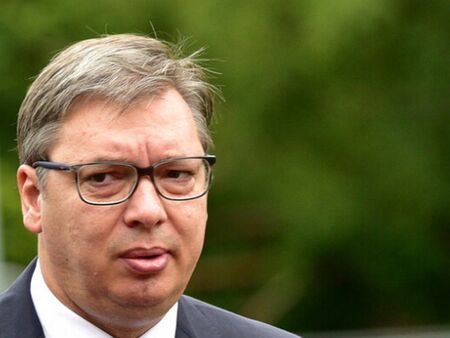 Трус при съседите: Арестуваха двама за готвен атентат срещу президентското семейство в Сърбия