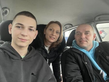 Янис почина на 15 г. от рядък тумор