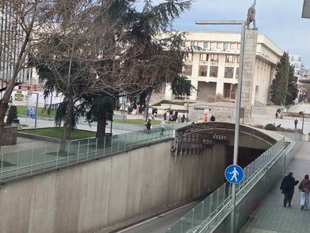 Днес е най-горещият февруарски ден, но до часове ни връхлита студен фронт, а след това - топлинен купол и Omega блокировка