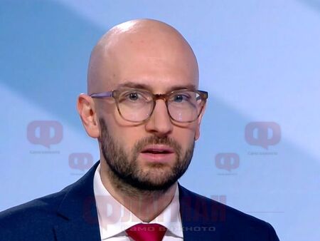 Финансовият министър: Няма пенсии и заплати без нов удължителен бюджет