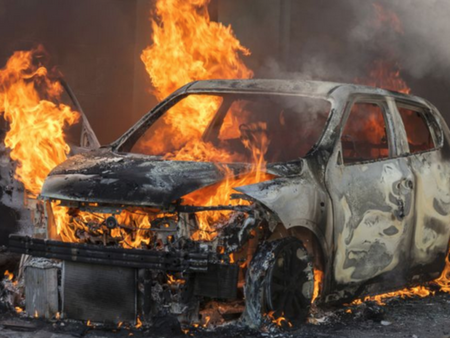 Мъж запали за втори път колата на жена си