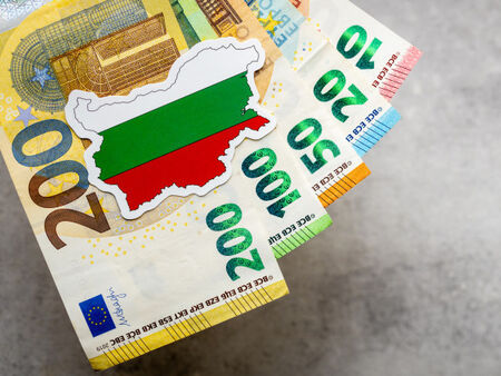 Външният ни дълг нараснал с над 7 млрд. евро