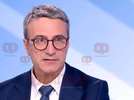 Енергийният министър за шока със сметките за ток: Причината е в повреди и в студа