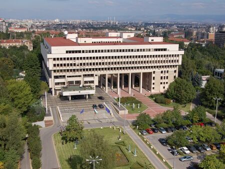 МВнР със спешен апел към българите в Израел и Иран