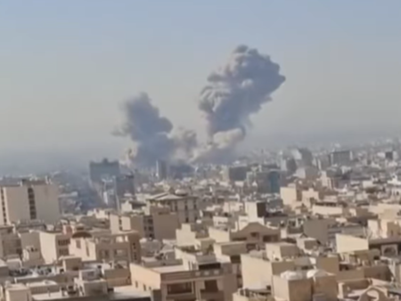 Иран контраатакува Израел и САЩ, има ли опасност за България