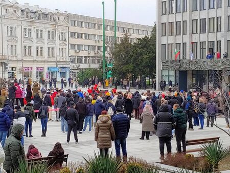 С 50 километрова мартеница във Видин атакува Световен рекорд на "Гинес"