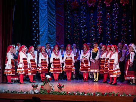 Концерт-спектакъл за 3 март събра жители и гости на Царево в подкрепа на благородни каузи