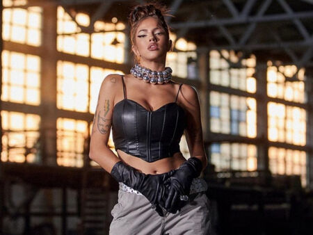 Утре Маргарита Петкова представя премиерно новата си книга „Тъй рече Виктор“ в Бургас