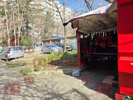 Гарата в Бургас опустя! Трупът от ул. "Оборище" е на „човешкия Хачико“