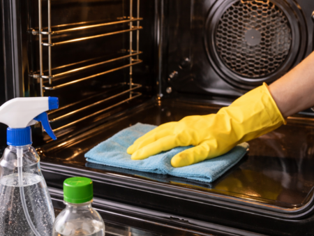 Как да почистим фурната без търкане - лесен и ефективен домашен метод