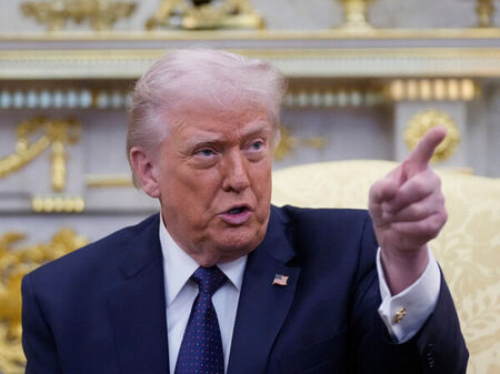 Тръмп спира всякаква търговия с Испания заради отказ да съдейства за удари срещу Иран