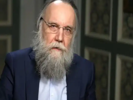 Идеологът на Кремъл Дугин: Следващият може да е Путин, готови ли сме