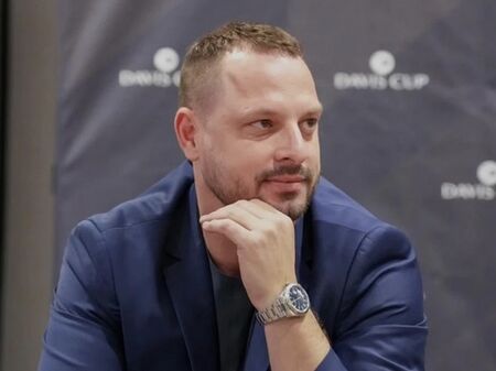 Над 100-ина българи, плащали хиляди долари за нощувка в Малдивите, се обявиха за бедстващи, искат държавата да ги спаси