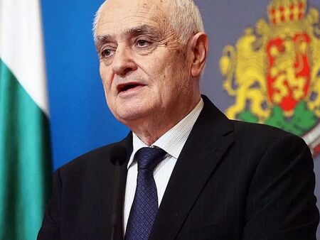 Военният министър е разрешил преминаването през въздушното ни пространство на чужди въоръжени сили