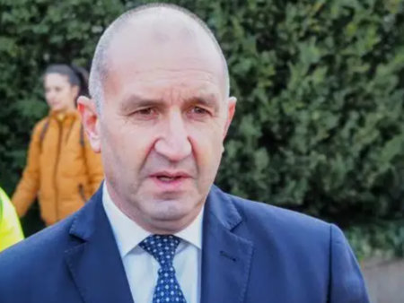 Ново проучване: Радев води преди изборите, ГЕРБ-СДС са втори! БСП и МЕЧ на кантар