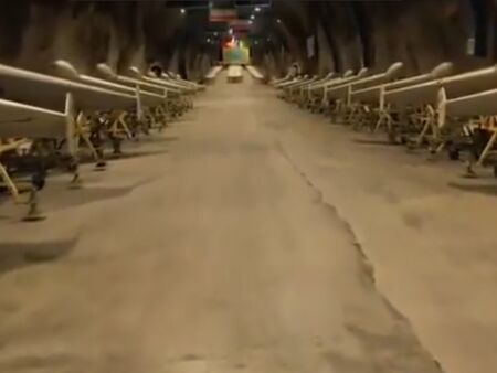 Иран показа видео на подземен град с огромен арсенал ракети и дронове