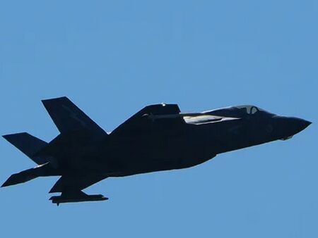 Великобритания изпраща четири изтребителя в Катар заради ескалацията в Близкия изток