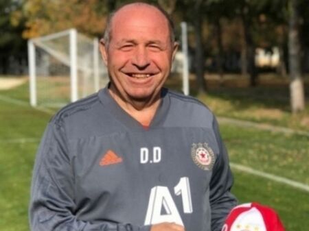 Изписват бай Добри