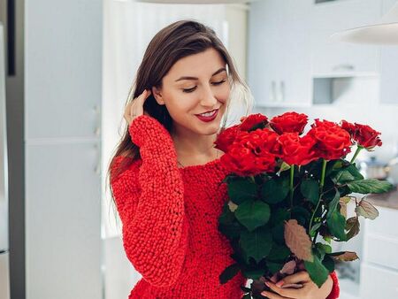 Денят на жената е: Честит празник, мили дами!