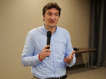 Крум Зарков: Сарафов трябва да излезе и да каже кой е политическият властелин