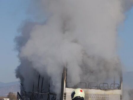 Километрични задръствания по пътя Казанлък - Стара Загора 