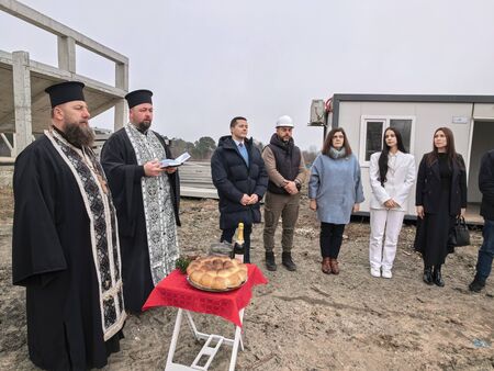 Царево започна втория етап от строителството на новата многофункционална спортна зала