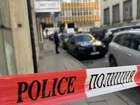 Сигнал за бомба блокира улица „Стефан Караджа” в центъра на София