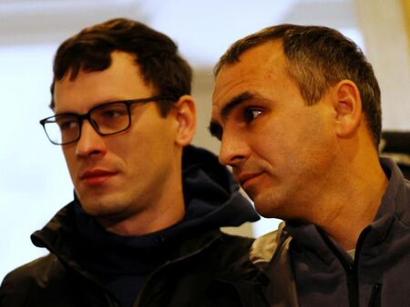 Двама пенсионирани военни украинци са обвинени в шпионаж в България