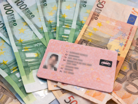 Плащат 25 000 евро на млади хора, за да си хвърлят доброволно шофьорската книжка