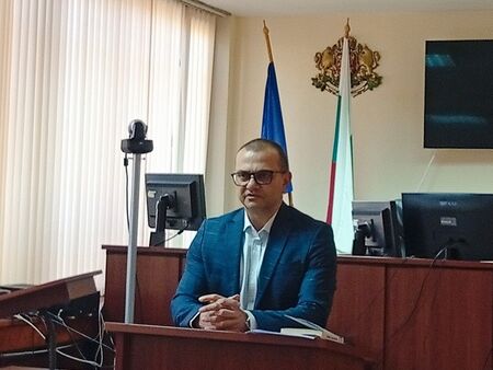 Апелативният съд в Бургас посрещна абитуриенти от ПГСАГ „Кольо Фичето“