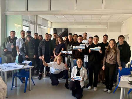 Силен старт на програмата Job Lab на Vivacom, насочена към уменията за бъдещето